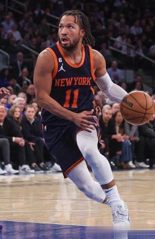 开云体育世界杯-火箭翻盘四川队，布伦森刷新纪录  第1张